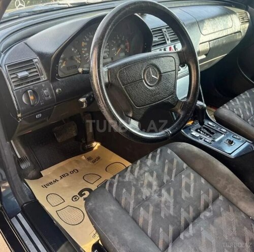 Mercedes C 220 2000, 345,000 km - 2.2 l - Sabirabad