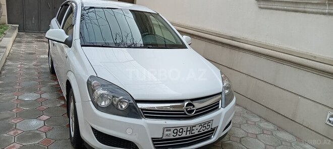 Opel Astra 2009, 211,000 km - 1.4 l - Bakı