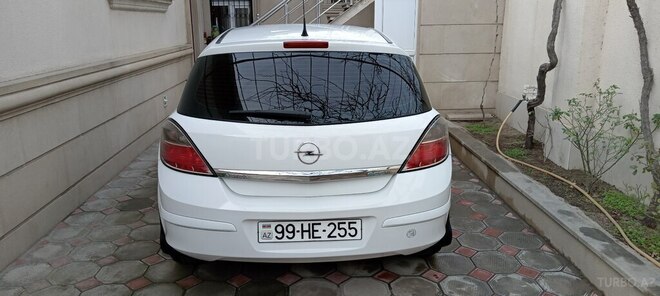 Opel Astra 2009, 211,000 km - 1.4 l - Bakı