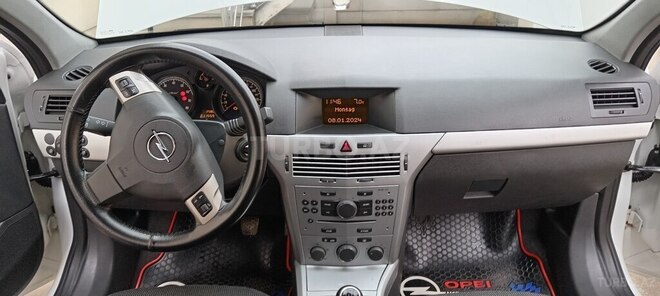 Opel Astra 2009, 211,000 km - 1.4 l - Bakı