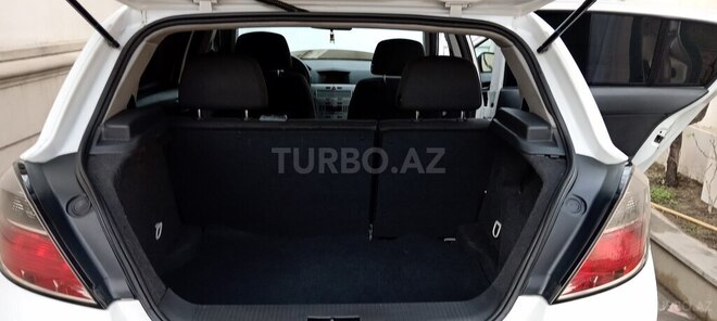 Opel Astra 2009, 211,000 km - 1.4 l - Bakı