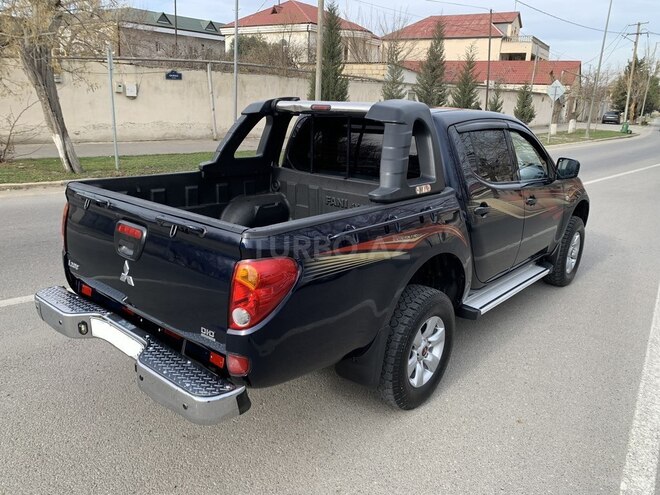 Mitsubishi L200 2015, 185,540 km - 2.5 l - Bakı