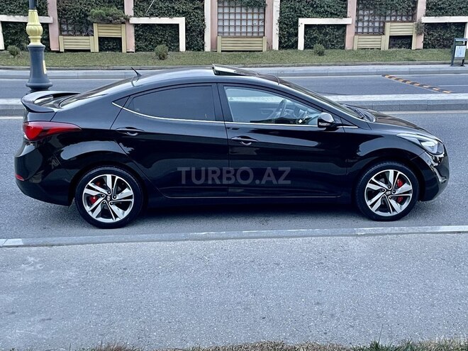 Hyundai Elantra 2015, 118,247 km - 1.8 l - Bakı