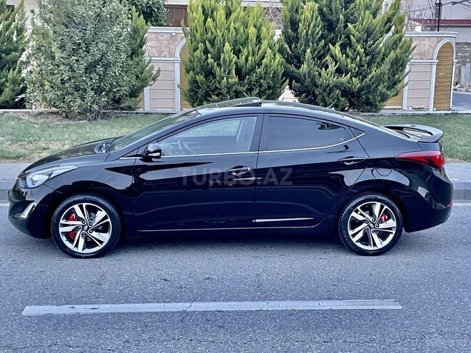 Hyundai Elantra 2015, 118,247 km - 1.8 l - Bakı