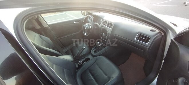 Volkswagen Jetta 2010, 270,000 km - 2.5 l - Bakı