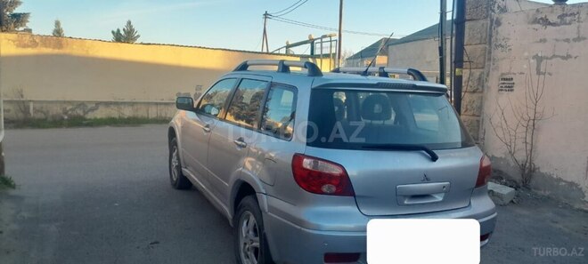 Mitsubishi Airtrek 2004, 350,000 km - 2.4 л - Bakı
