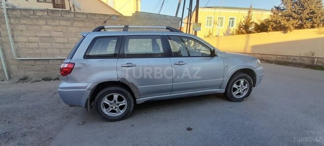 Mitsubishi Airtrek 2004, 350,000 km - 2.4 л - Bakı