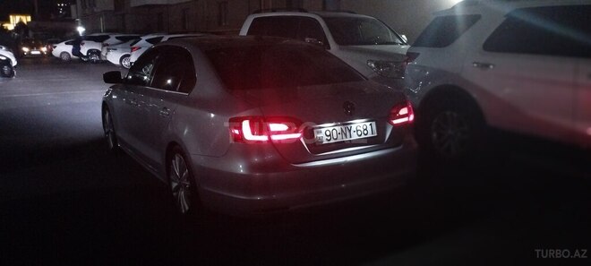 Volkswagen Jetta 2010, 270,000 km - 2.5 l - Bakı