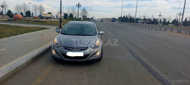 Hyundai Elantra 2014, 136,000 km - 1.6 л - Gəncə