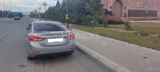 Hyundai Elantra 2014, 136,000 km - 1.6 л - Gəncə