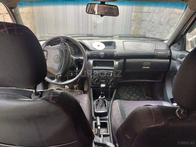Opel Astra 1997, 400,000 km - 1.6 l - Bakı