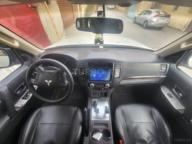 Mitsubishi Pajero 2013, 350,000 km - 3.5 l - Bakı