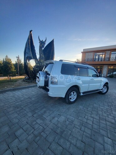 Mitsubishi Pajero 2013, 350,000 km - 3.5 l - Bakı
