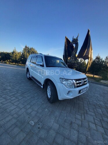 Mitsubishi Pajero 2013, 350,000 km - 3.5 l - Bakı