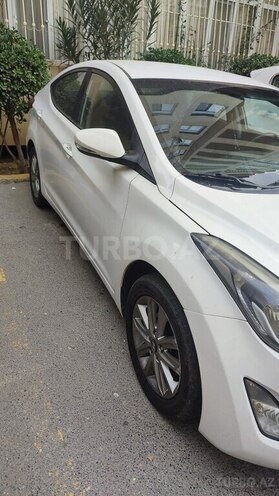Hyundai Elantra 2015, 143,000 km - 1.6 l - Bakı
