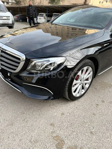 Mercedes E 220 2016, 234,000 km - 2.0 l - Bakı