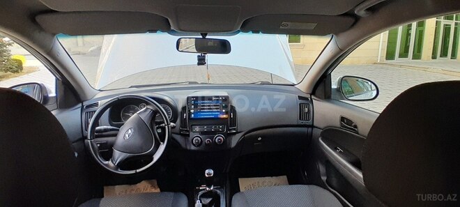 Hyundai i30 2010, 314,000 km - 1.6 л - Şəki