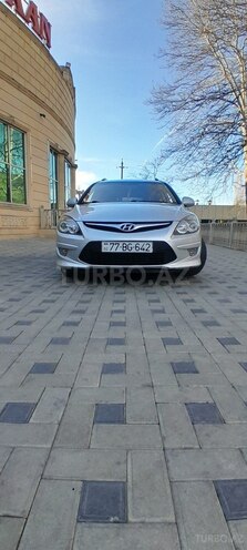 Hyundai i30 2010, 314,000 km - 1.6 л - Şəki