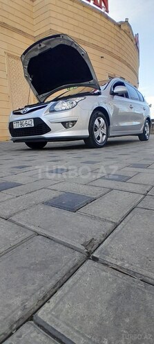 Hyundai i30 2010, 314,000 km - 1.6 л - Şəki