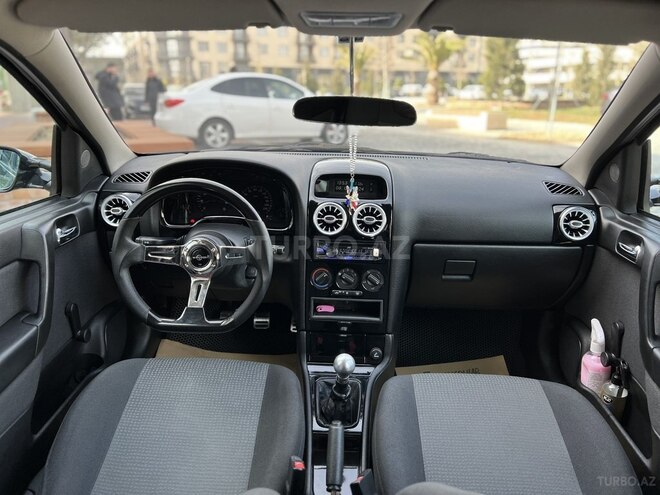 Opel Astra 2005, 184,000 km - 1.4 l - Bakı