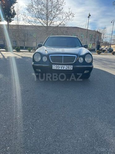 Mercedes E 220 2000, 859,658 km - 2.2 л - İmişli
