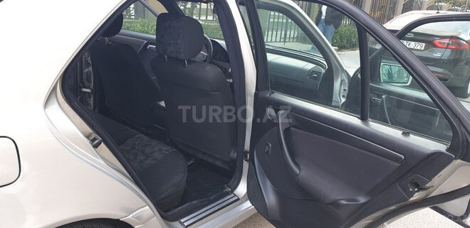 Mercedes C 200 1999, 256,000 km - 2.0 l - Bakı
