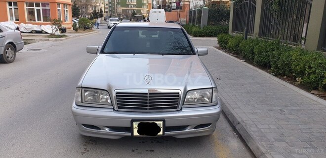 Mercedes C 200 1999, 256,000 km - 2.0 l - Bakı