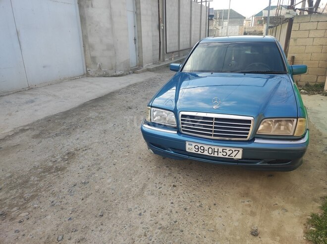 Mercedes C 240 1998, 331,000 km - 2.4 л - Sabirabad