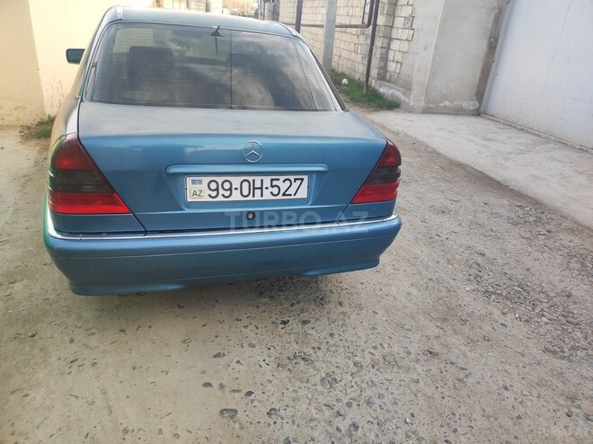 Mercedes C 240 1998, 331,000 km - 2.4 л - Sabirabad
