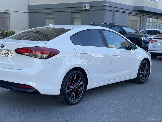 Kia Cerato 2017, 105,335 km - 2.0 l - Bakı