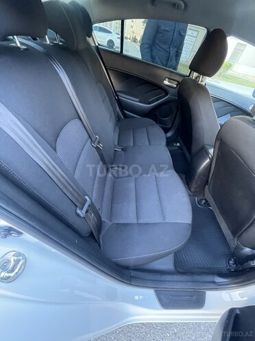 Kia Cerato 2017, 105,335 km - 2.0 l - Bakı