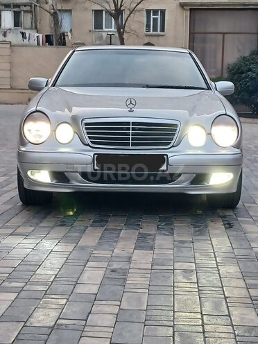 Mercedes E 270 2001, 375,000 km - 2.7 l - Bakı