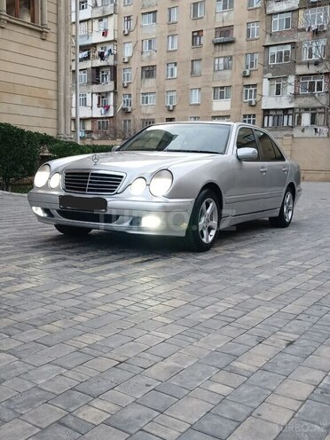 Mercedes E 270 2001, 375,000 km - 2.7 l - Bakı