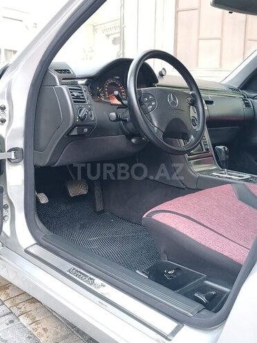 Mercedes E 270 2001, 375,000 km - 2.7 l - Bakı