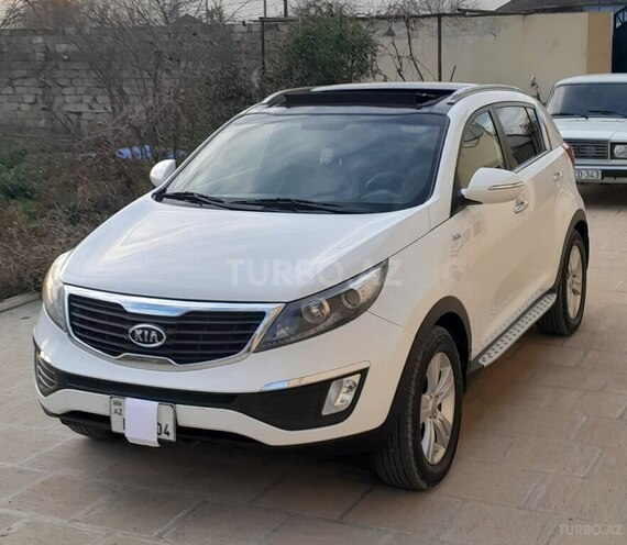 Kia Sportage 2011, 215,000 km - 2.0 l - Salyan