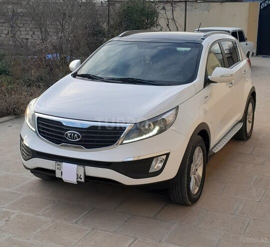 Kia Sportage 2011, 215,000 km - 2.0 l - Salyan