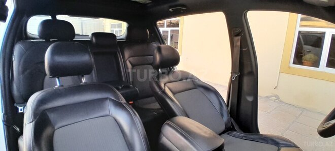 Kia Sportage 2011, 215,000 km - 2.0 l - Salyan