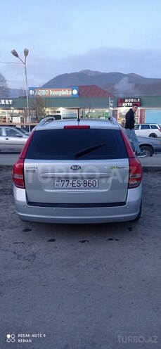 Kia Ceed 2009, 212,000 km - 1.6 л - Qəbələ