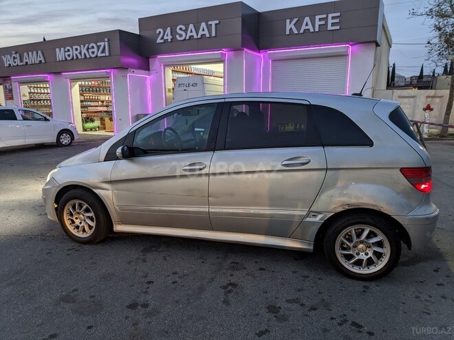 Mercedes B 170 2005, 310,000 km - 1.7 л - Bakı
