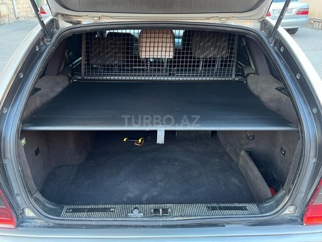 Mercedes C 220 2000, 290,000 km - 2.2 л - Sumqayıt
