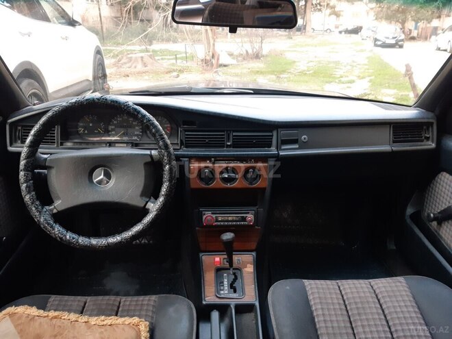 Mercedes 190 1992, 282,000 km - 2.0 л - Bakı