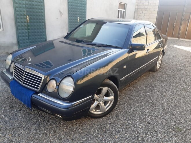 Mercedes E 220 1998, 373,000 km - 2.2 l - Bərdə
