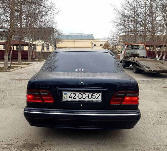 Mercedes E 220 2000, 400,000 km - 2.2 l - Bakı