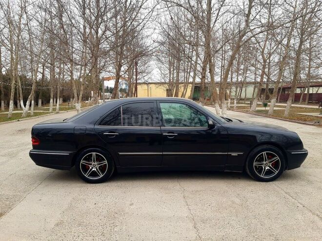 Mercedes E 220 2000, 400,000 km - 2.2 l - Bakı