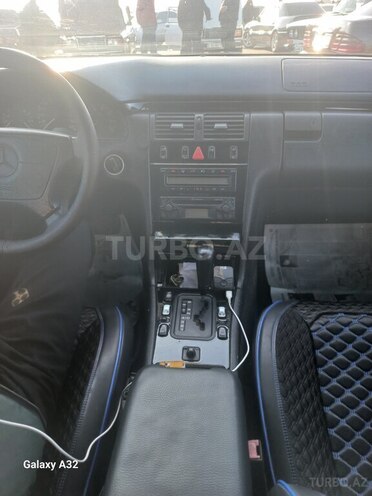 Mercedes E 240 1999, 542,000 km - 2.4 l - Bakı