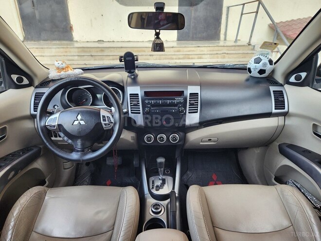Mitsubishi Outlander Sport 2010, 266,000 km - 3.0 l - Bakı