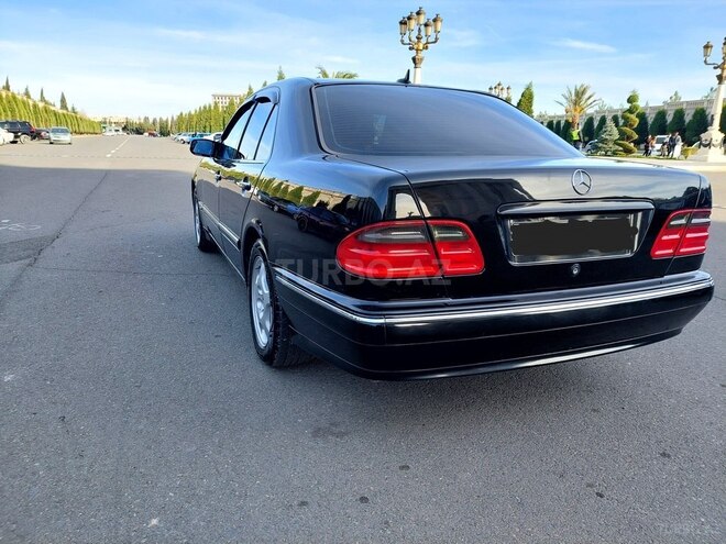 Mercedes E 280 2001, 219,465 km - 2.8 l - Gəncə