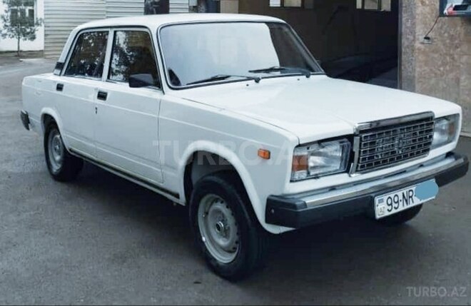 LADA (VAZ) 2107 2004, 94,000 km - 1.5 l - 