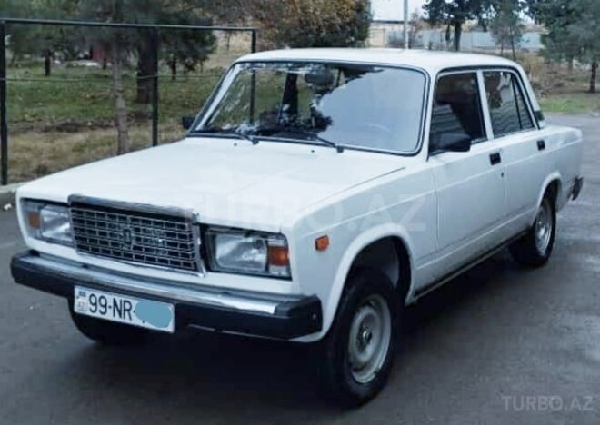 LADA (VAZ) 2107 2004, 94,000 km - 1.5 l - 