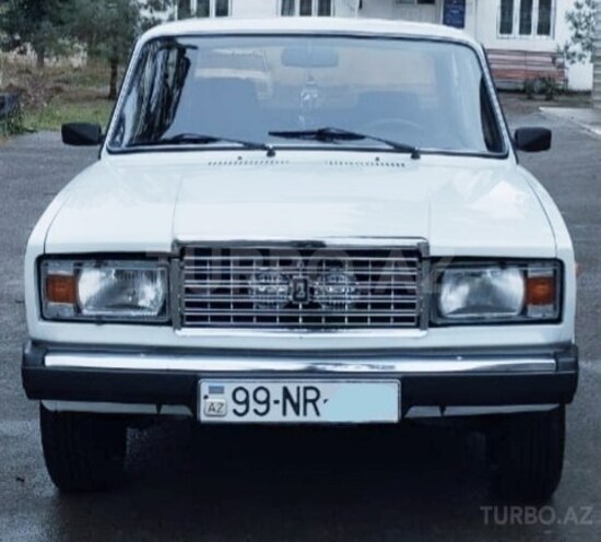 LADA (VAZ) 2107 2004, 94,000 km - 1.5 l - 